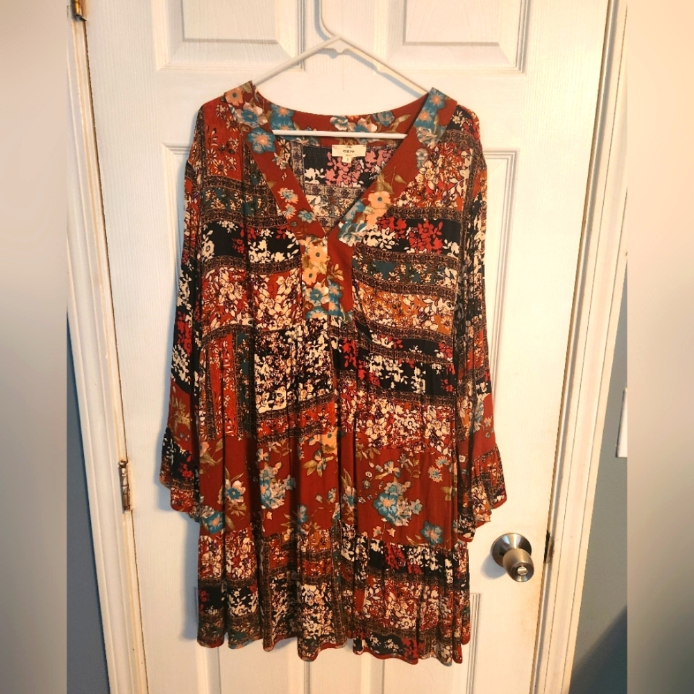 Entro bohemian style flowy dress. Excellent condition.Size 1X